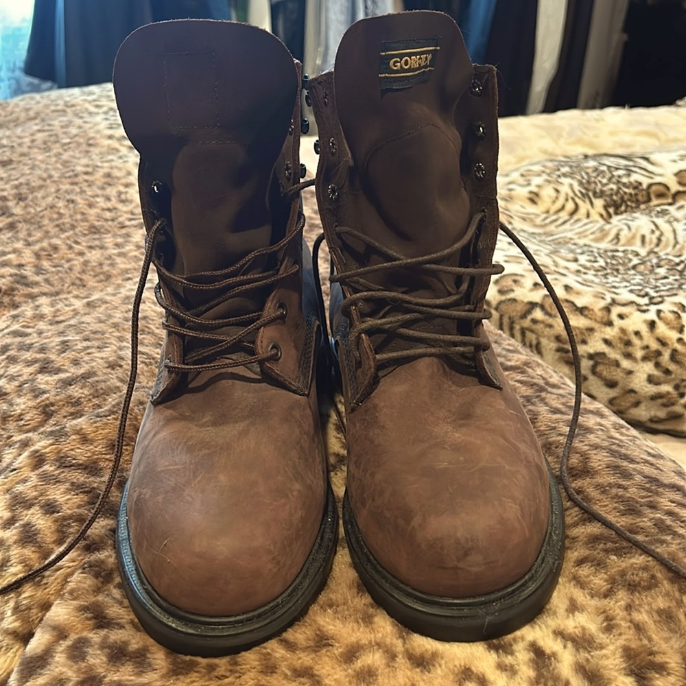 GORE-TEX RED WING MENS BOOTS